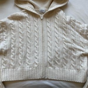 Aritzia Sunday Best- Cable knit zip up